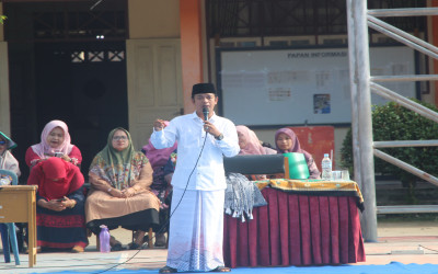 Isra Miraj 2025 SMKN 1 Enam Lingkung Bersama Fauzan Ahmad Ad Dalwi TK. Malin Kayo Sinaro, S.Pd.I